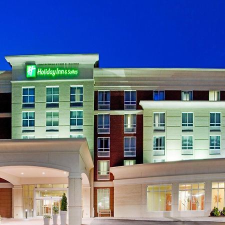 Holiday Inn Hotel & Suites Gateway By Ihg Уилямсбърг Екстериор снимка