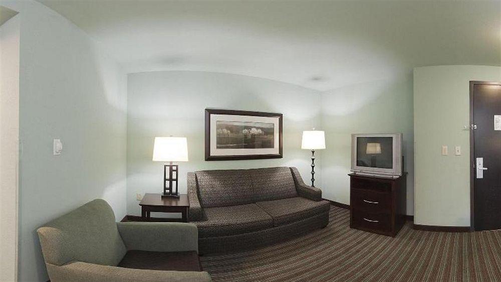 Holiday Inn Hotel & Suites Gateway By Ihg Уилямсбърг Екстериор снимка