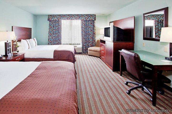 Holiday Inn Hotel & Suites Gateway By Ihg Уилямсбърг Стая снимка